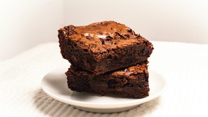 pexels-giovanna-kamimura-399616174-303537531 brownie z fasoli