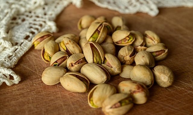 pistachio-7574180_640
